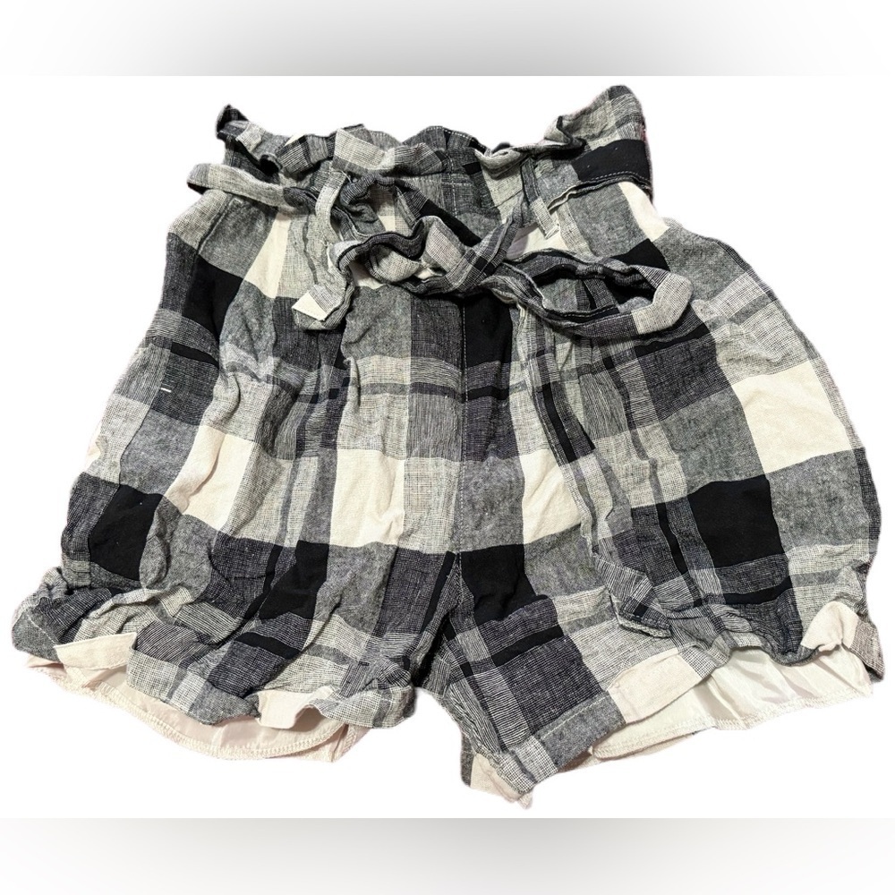 Japanese GU Black and White High-Waisted Plaid Shorts with Ribbon Size S